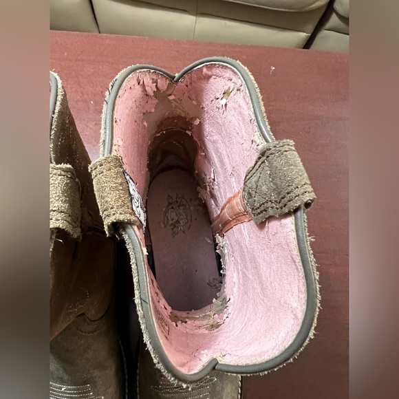 Ariat Brown Boots with Pink Lining - Picture 4 of 8
